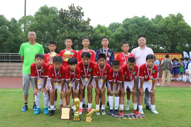 记者：CBA星味不如5年20亿时期 当时易建联&郭艾伦都是破圈球员